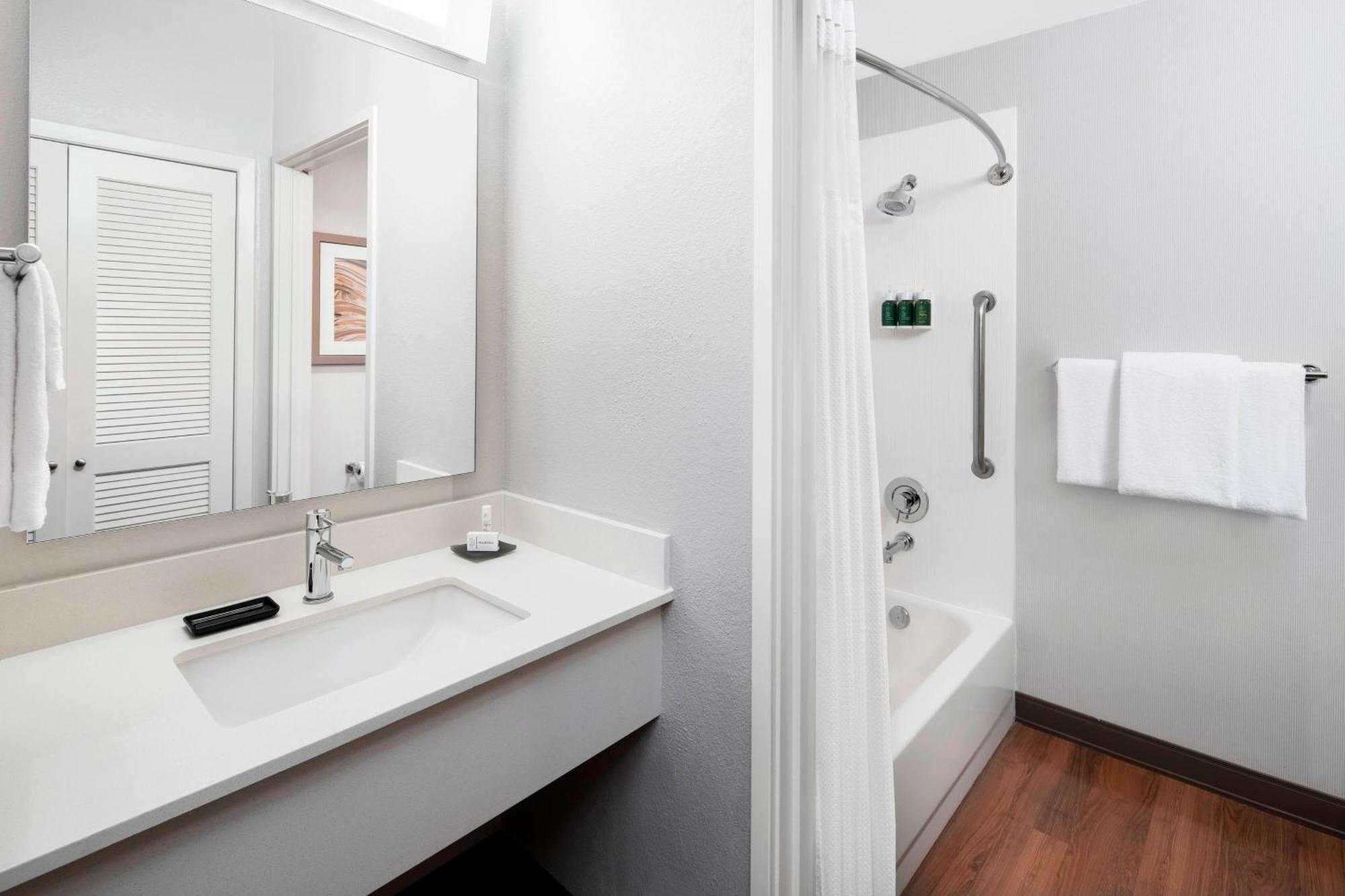 Отель Courtyard Scottsdale North Экстерьер фото