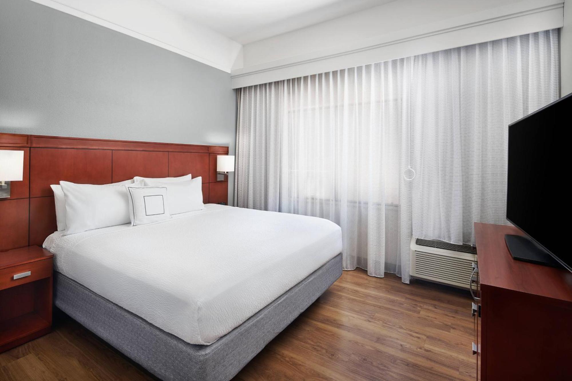 Отель Courtyard Scottsdale North Экстерьер фото